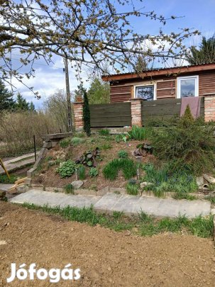 Napfényes kuckó 600 nm-es telken Budakeszi, Nagyszénászug