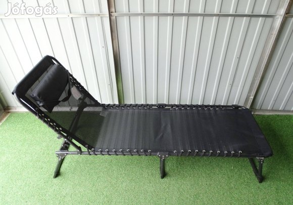 Napozóágy fejpárnával fekete