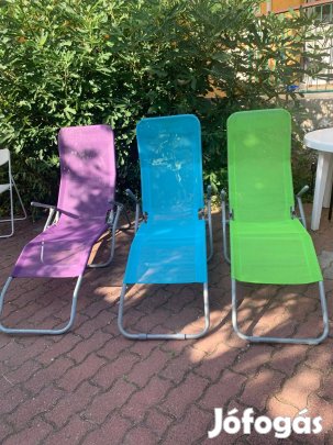 Napozóágy zöld, kék