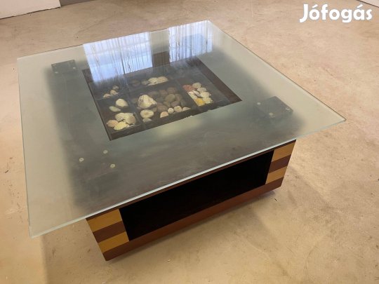 Nappali / dohányzó asztal