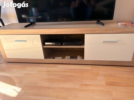 Nappali bútor, Tv állvány