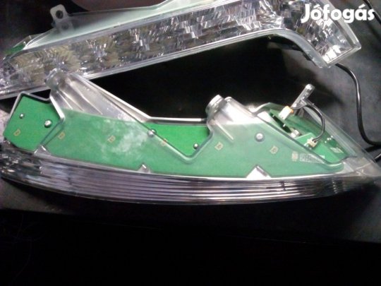 Nappali menet fény Suzuki lámpában volt 2 fényerő