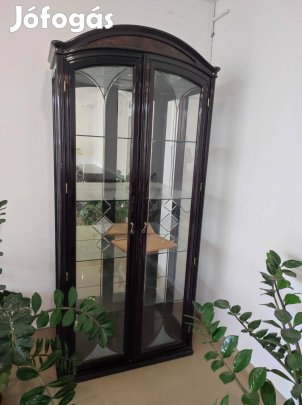 Nappali szekrény,komód,dohányzó asztal