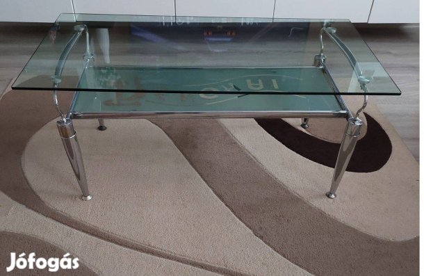 Nappali üveg dohányzó asztal eladó. Az ár irányár