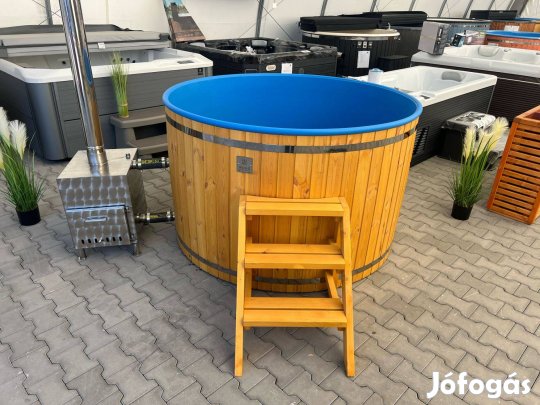 Narvik Family fürdődézsa, UV álló PP belsővel, Inox saválló kályhával