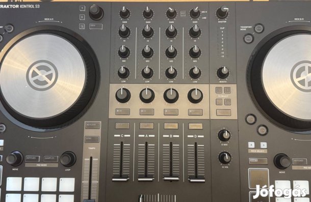 Native Instruments Traktor Kontrol S3 DJ konzol