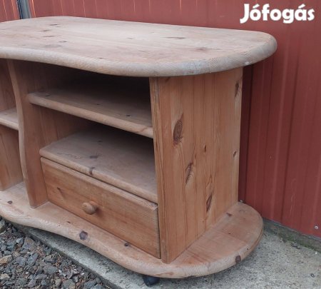 Natúr fenyő gurulós tv állvány 562