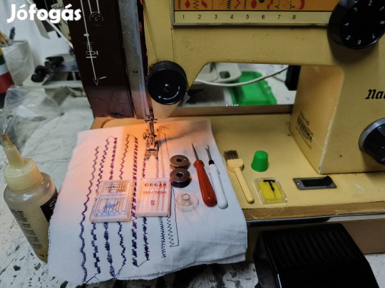 Naumann 16programos táska varrógép 