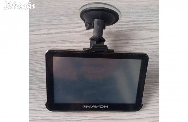 Navon N670 Plus navigácíó