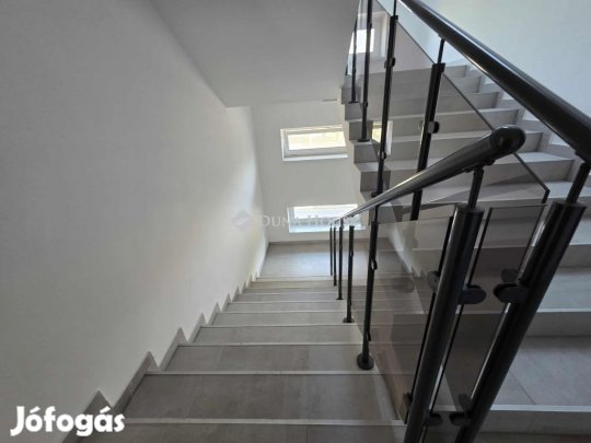 Ne hagyja ki ezt a lehetőséget! Hívjon most, és egyeztessünk időpontot