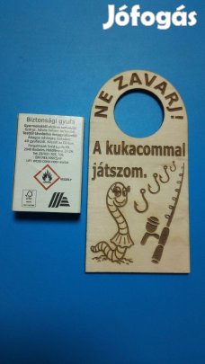 Ne zavarj! Játszom a. Vidám, vicces Netábla, horgászoknak, pecásoknak