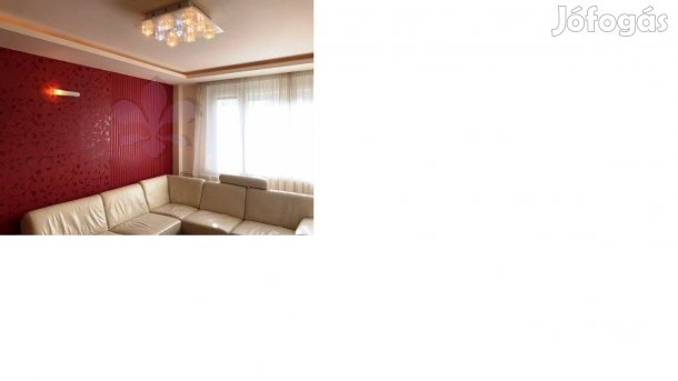 Négy szobás lakás a villamosvonal mellett (Hortobágy utca)