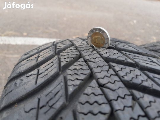 Négyévszakos Nexen 175/65/R15 gumiabroncs autógumi