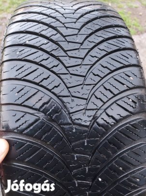 Négyévszakos gumik  205/55/16 Falken az ár 2db.ra vonatkozik