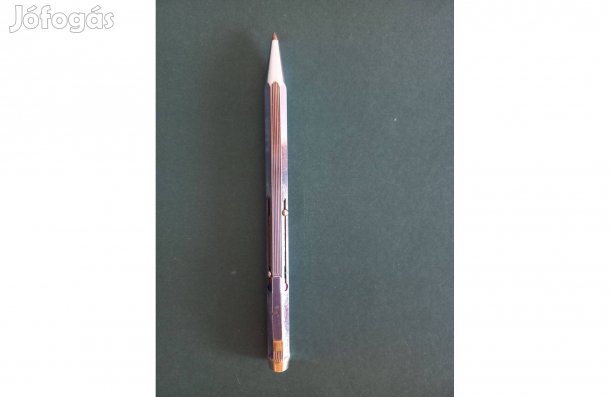 Négyszínű töltőtoll