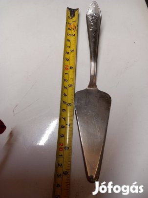 Nem használt rozsdamentes torta lapát új állapot 25cm