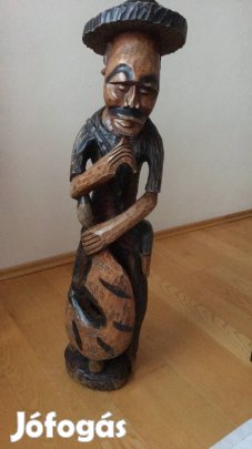 Nemesfa  kézzel faragott autentikus szobor. 