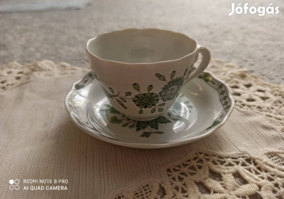 Német fehér alapon zöld mintás porcelán kávéscsésze aljjal