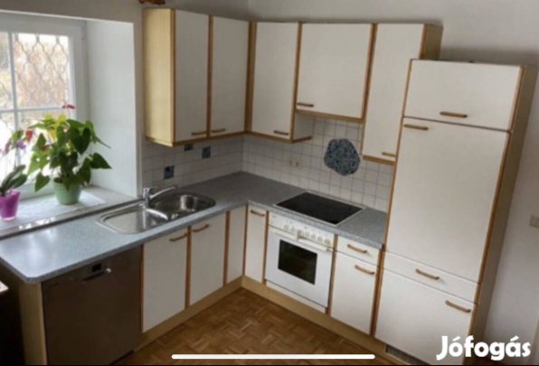 Német konyhabútor gépekkel