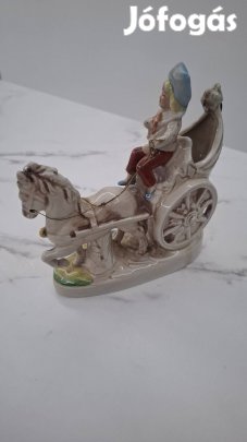 Német porcelán lovas szobor