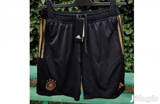Német válogatott eredeti fekete arany adidas rövid nadrág (M)