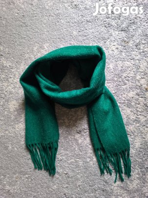 Német zöld csillogó puha meleg rojtos sál