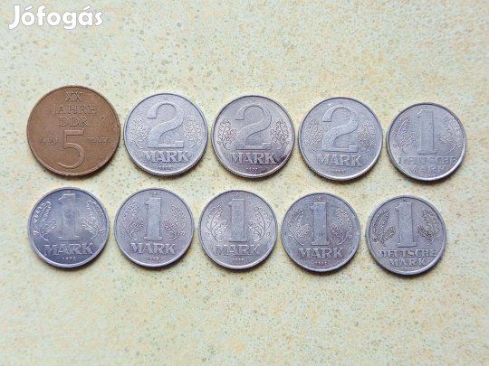 Németország NDK 10 db Különböző Érme 1 2 5 Márka 1956-1982