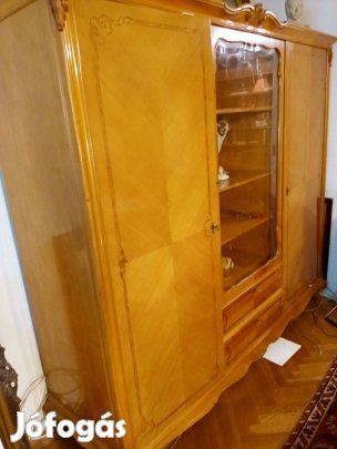Neobarok vitrines szekrény eladó!