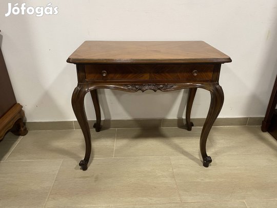 Neobarokk faragott fiókos konzolasztal