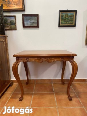 Neobarokk faragott szalonasztal
