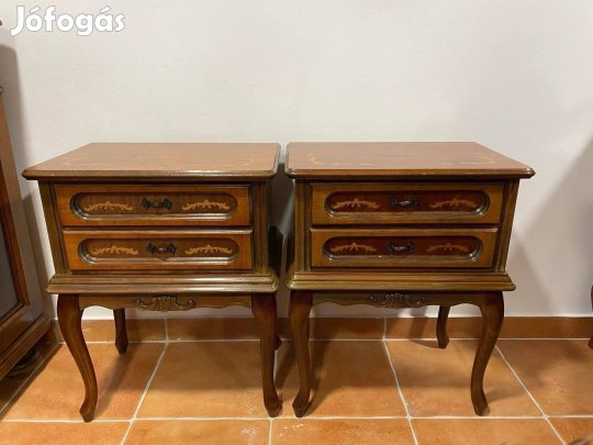 Neobarokk intarziás 2 fiókos éjjeliszekrény 2 db