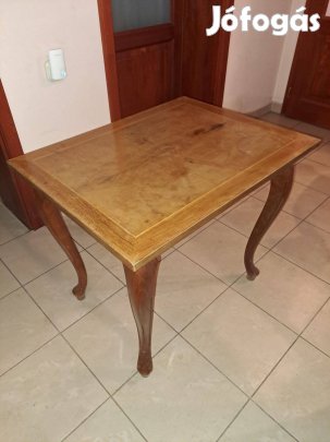 Neobarokk intarziás szalonasztal