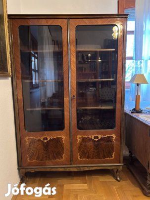 Neobarokk intarziás üveges vitrin, 170x110 cm