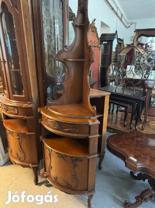 Neobarokk sarok polc