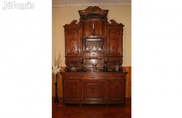 Neobarokk stílusú antik tálalószekrény szép állapotban eladó