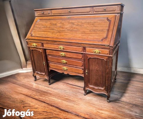 Neobarokk stílusú emelvényes szekreter,írókomód