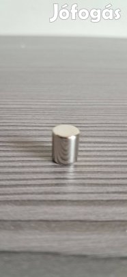 Neodímium hengermágnes 8x10mm 56db
