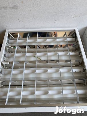 Neon tükrös armatúra 4x18w