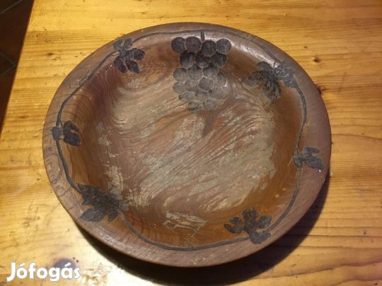 Népi fatányér, égetett mintával , hagyatékból, fellelt állapotban