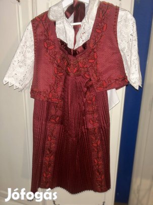 Népmuvészeti menyecske ruha ( szoknya, mellény, kötény, blúz)