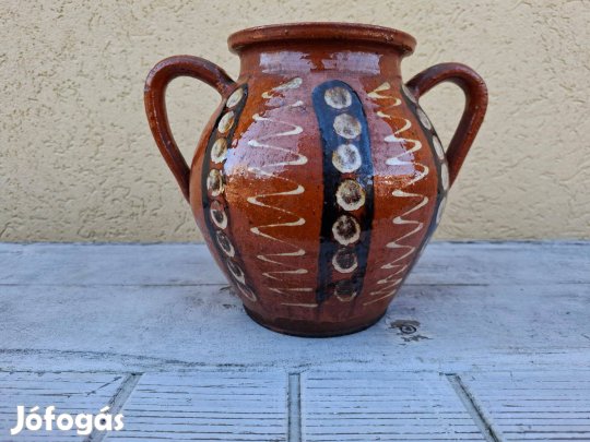 Néprajzi cserép edény ,csupor