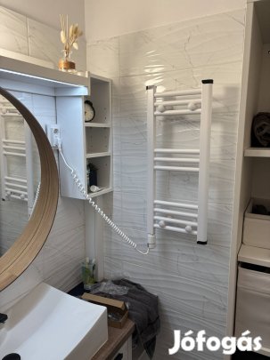 Nero 30x70 törülközőszárító radiátor Cini elektromos fűtőbetéttel