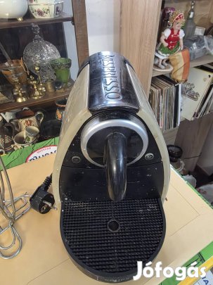 Nespresso kapszulás kávégép 