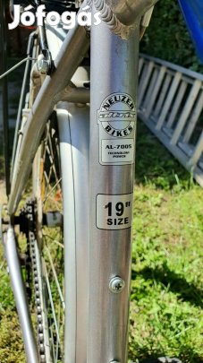 Neuzer 28' Trekking 2000 férfi kerékpár