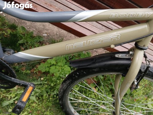 Neuzer Bobby 24-Es Kerékpár