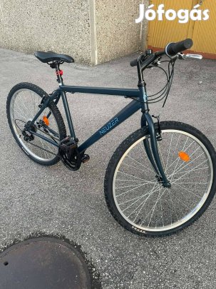 Neuzer Nelson 30 férfi mountenbike