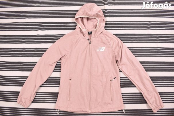 New Balance női tech pulóver 887