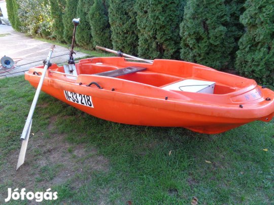 New Matic műanyag mentő csónak