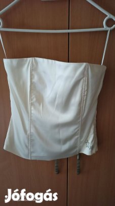New Yorkeres krém színű pánt nélküli selyem szatén top