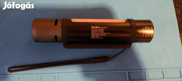 Nextool Outdoor 6 in 1 Zoom Flashlight akkus lámpa